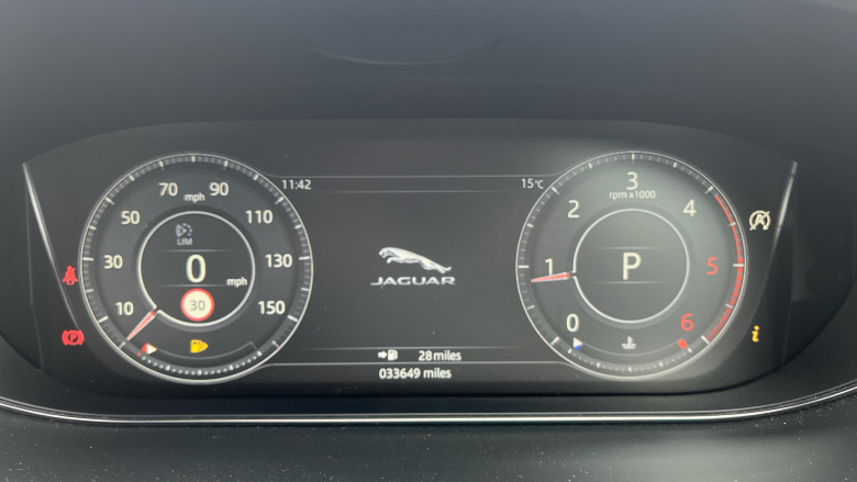 Jaguar E-Pace 2.0d Chequered Flag Edition 5dr Auto Diesel Estate